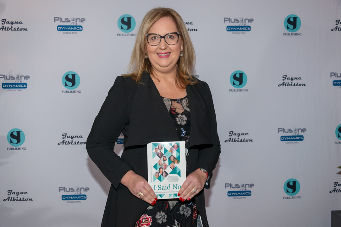 Cathy Mellett speaking on digital wellbeing